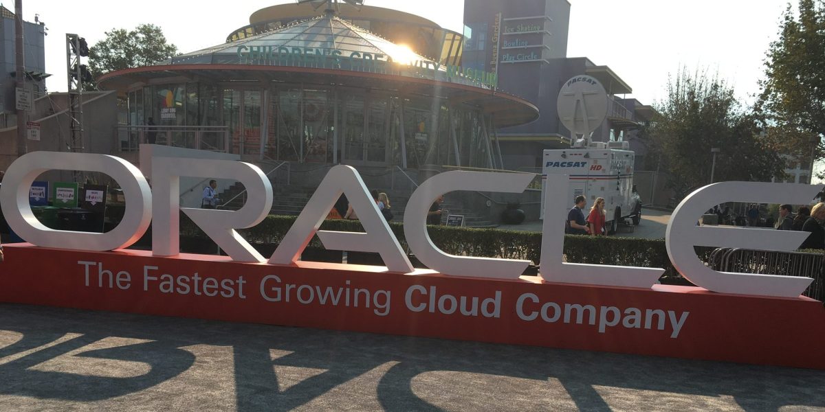 Oracle acquires machine learning platform Datascience.com