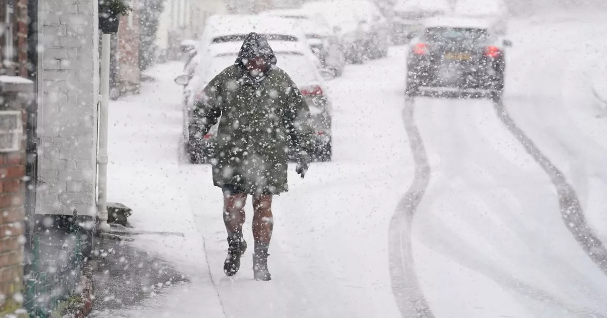 UK snow: Met Office weather forecast gives full list of areas that could see snow today