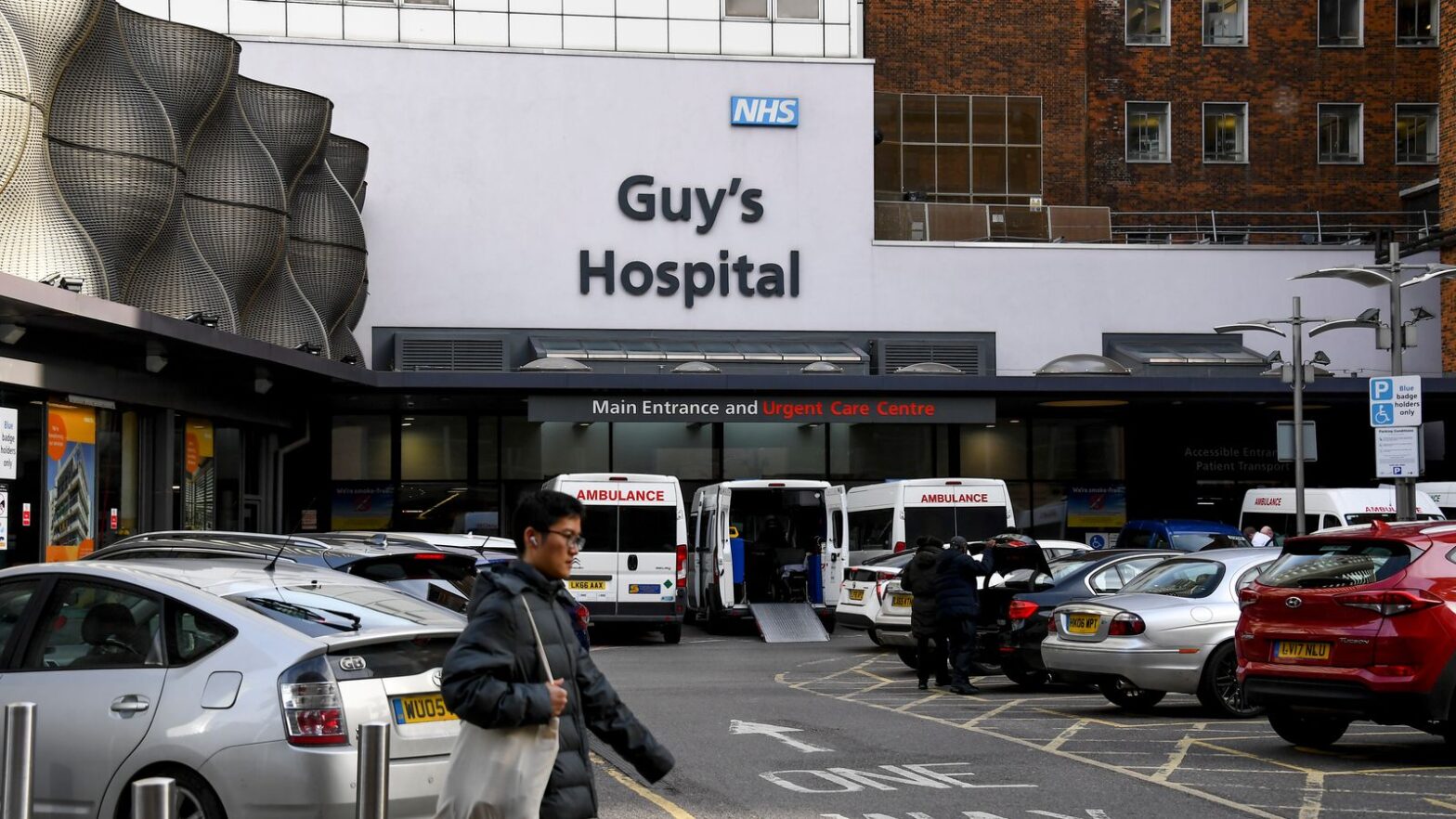 Procedures cancelled after cyber attack affects major London hospitals | UK News