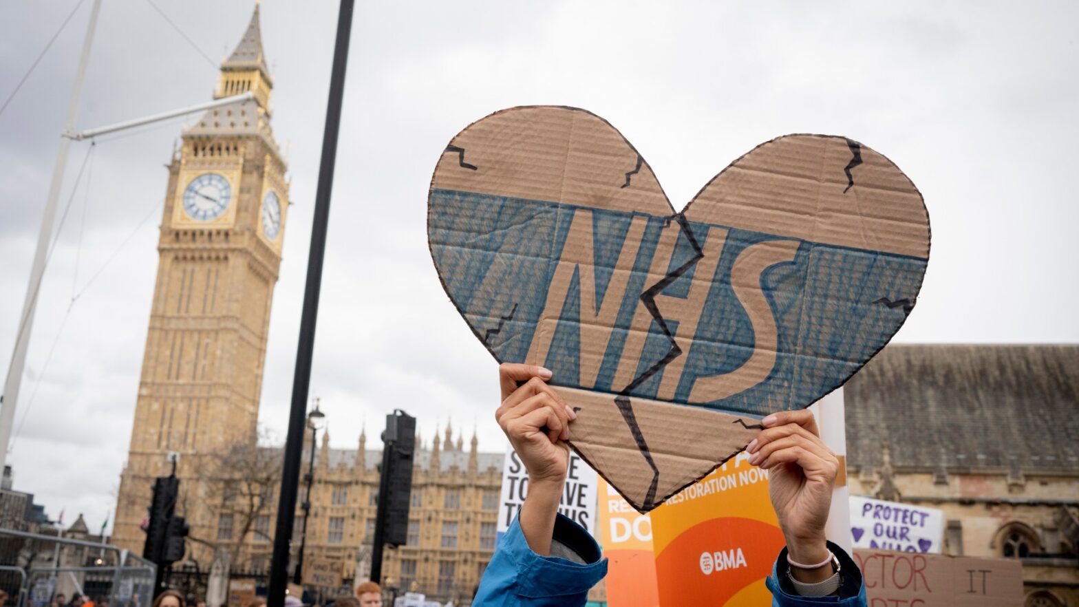 ‘Expect major disruption’, patients warned as junior doctors’ strike and hot weather heap ‘significant pressure’ on NHS