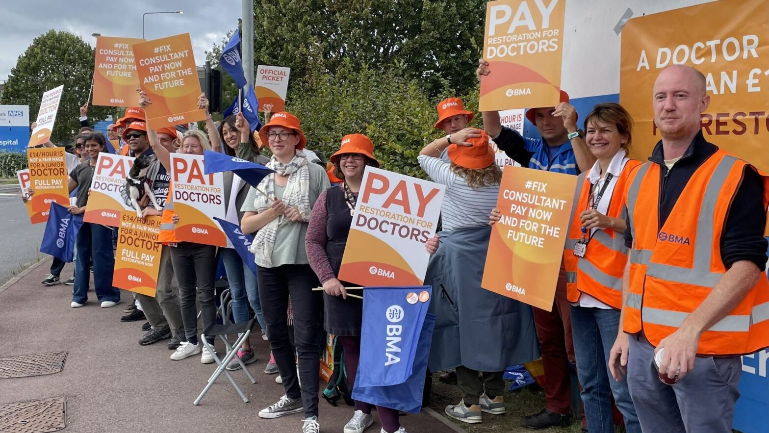 NHS leaders warn of “major disruption” as strikes set to begin during heatwave