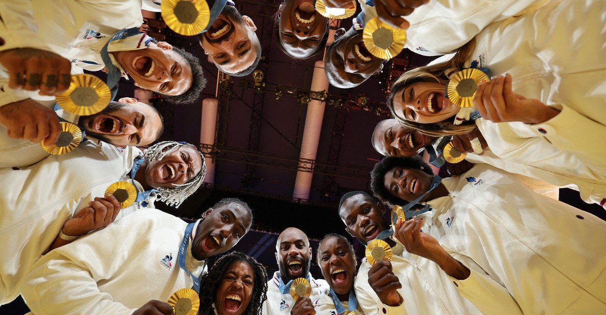 Olympics Photo of the Day: A Winner’s Circle