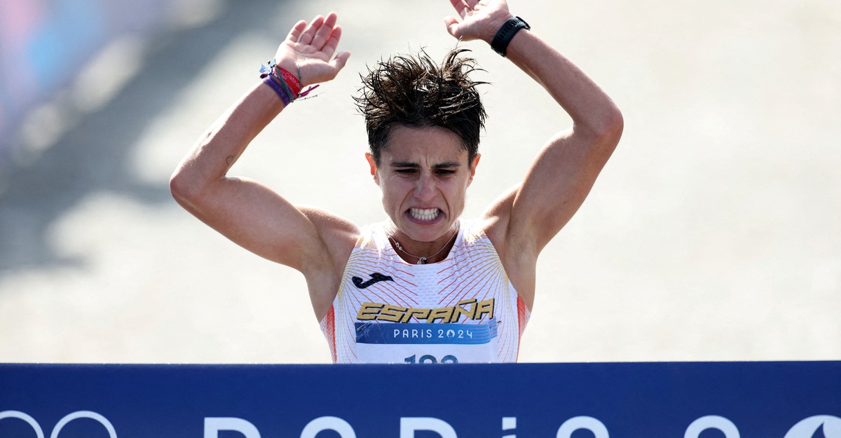 Olympics Photo of the Day: An Emotional Finish