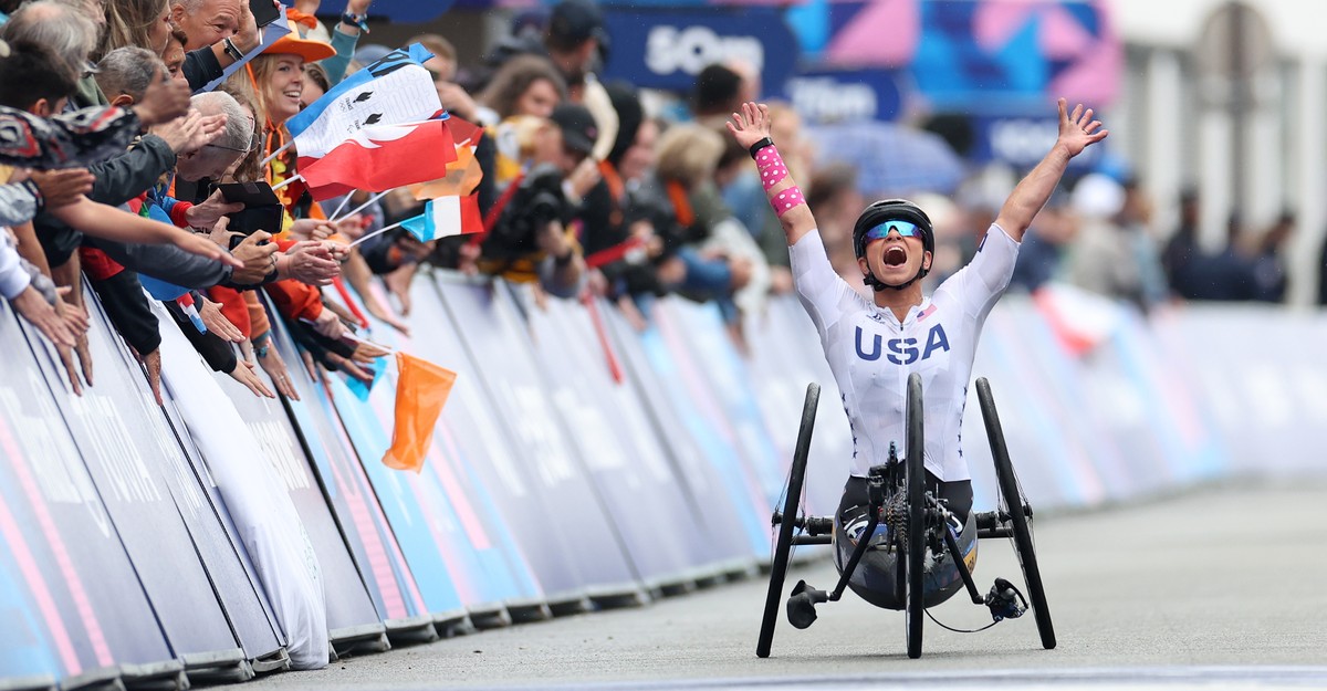 Paralympics Photo of the Day: Double Gold