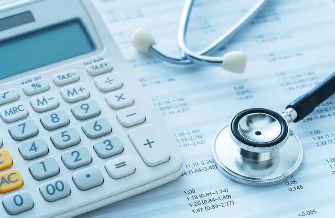 Uninsured, less educated patients less likely to question medical bills: study